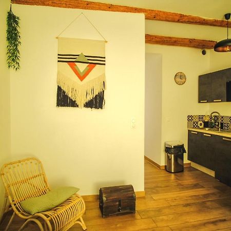 Coeur Panier - Charmant T2 Entierement Equipe Appartement Marseilles Buitenkant foto